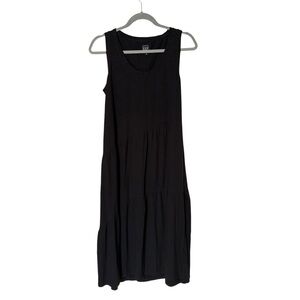 GAP Black tiered Sleeveless Dress size medium